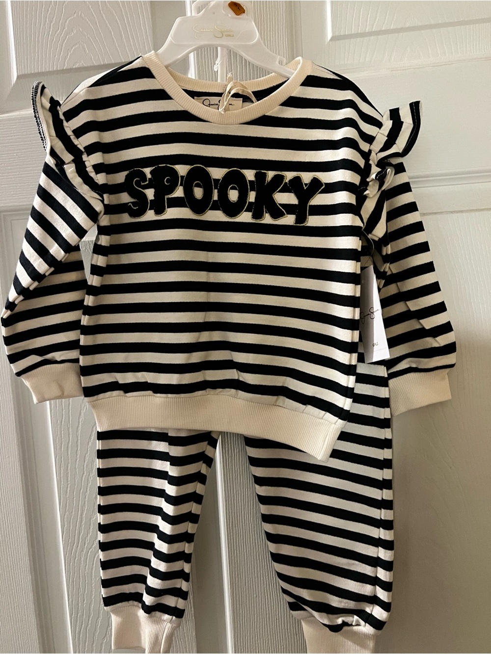 Jessica Simpson girls Spooky ruffle stripe Black & Cream 2 piece set. Halloween